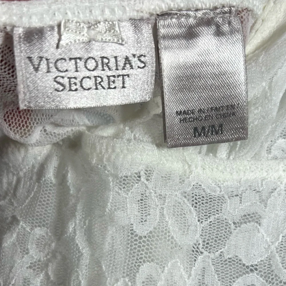Victoria’s Secret Y2K White Lace Mini Slip Medium